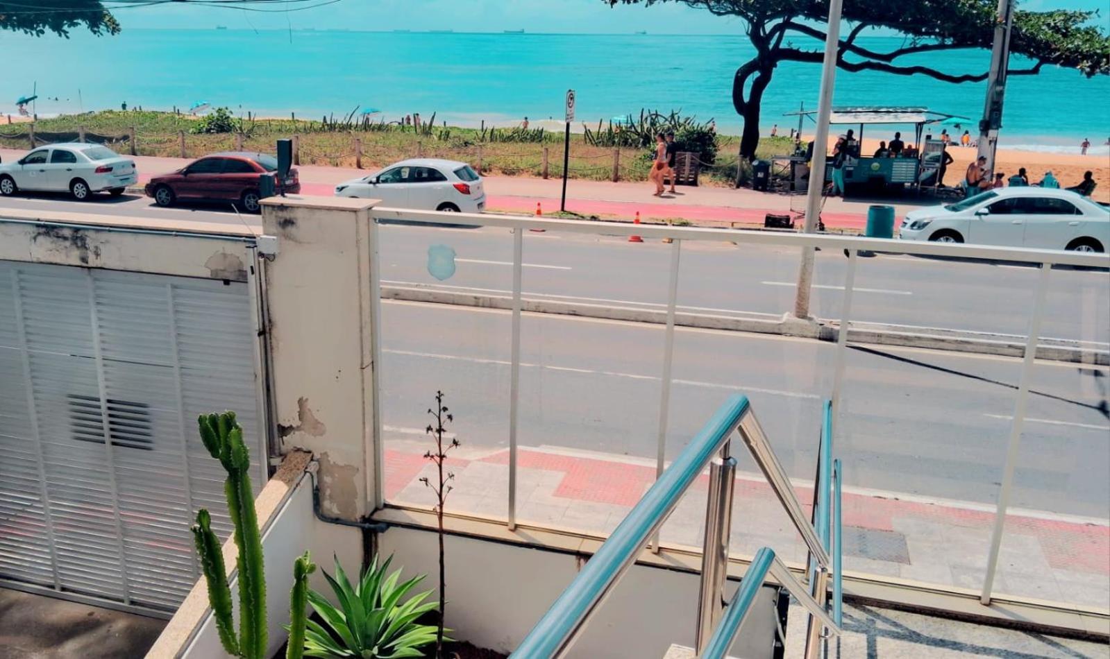 apto na orla de Itaparica, com wifi, área privada e excelente para crianças, terceira idade e pets. Vila Velha (Espirito Santo) Exterior foto